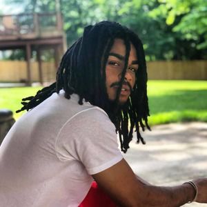 Meet your Posher, Romie